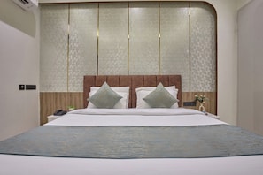 Free WiFi - Hotel Golden Place 325E (Gurugram)