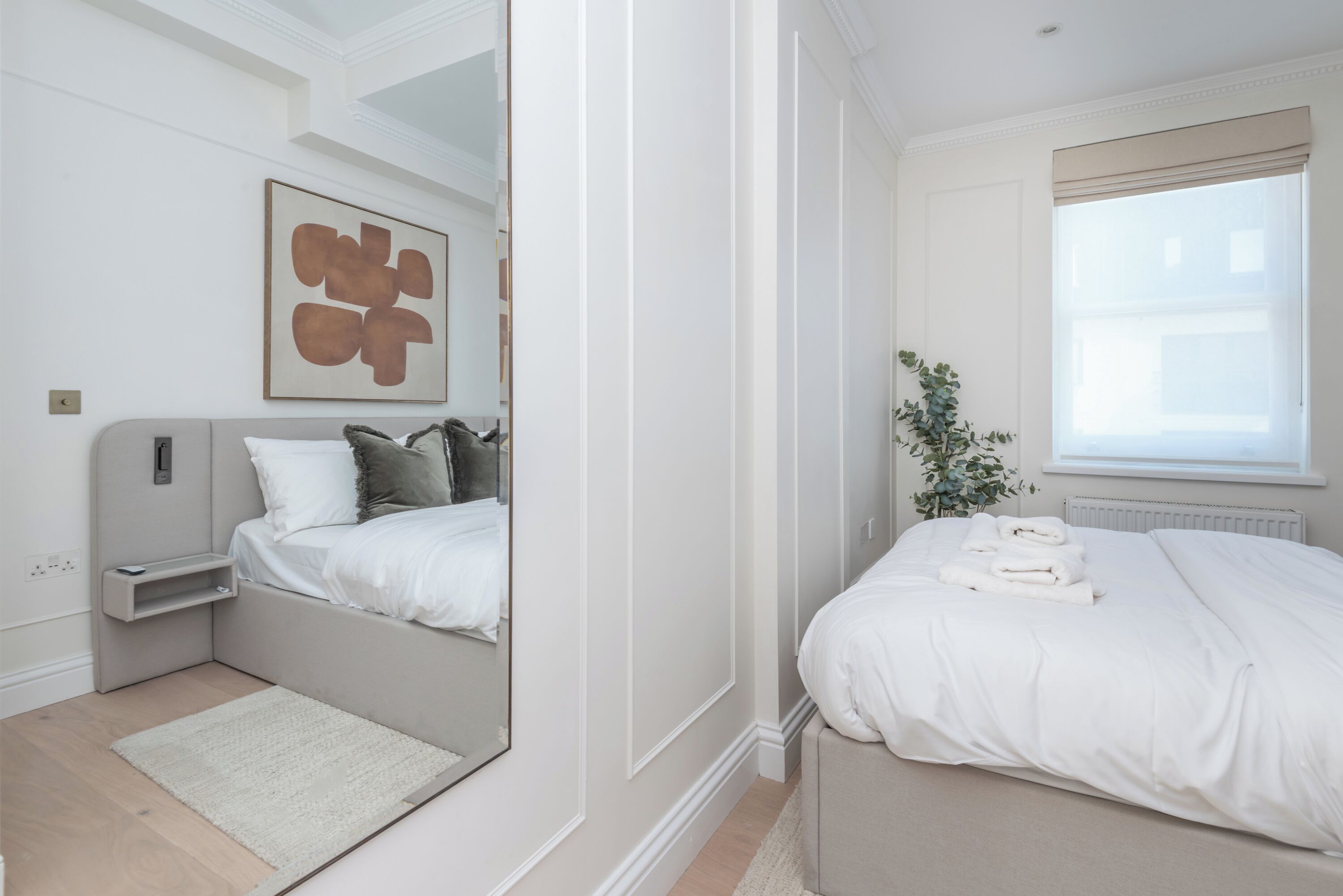 2 bedrooms, iron/ironing board, Internet, bed sheets