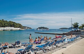 Beach - Awesome apartment in Hvar with house sea view (Hvar)