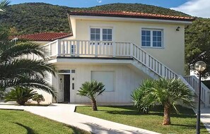 Main - Gorgeous apartment in Trpanj with house sea view (Trpanj)