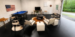 Games room - Peace of Aska w/ Hot Tub (Blue Ridge)