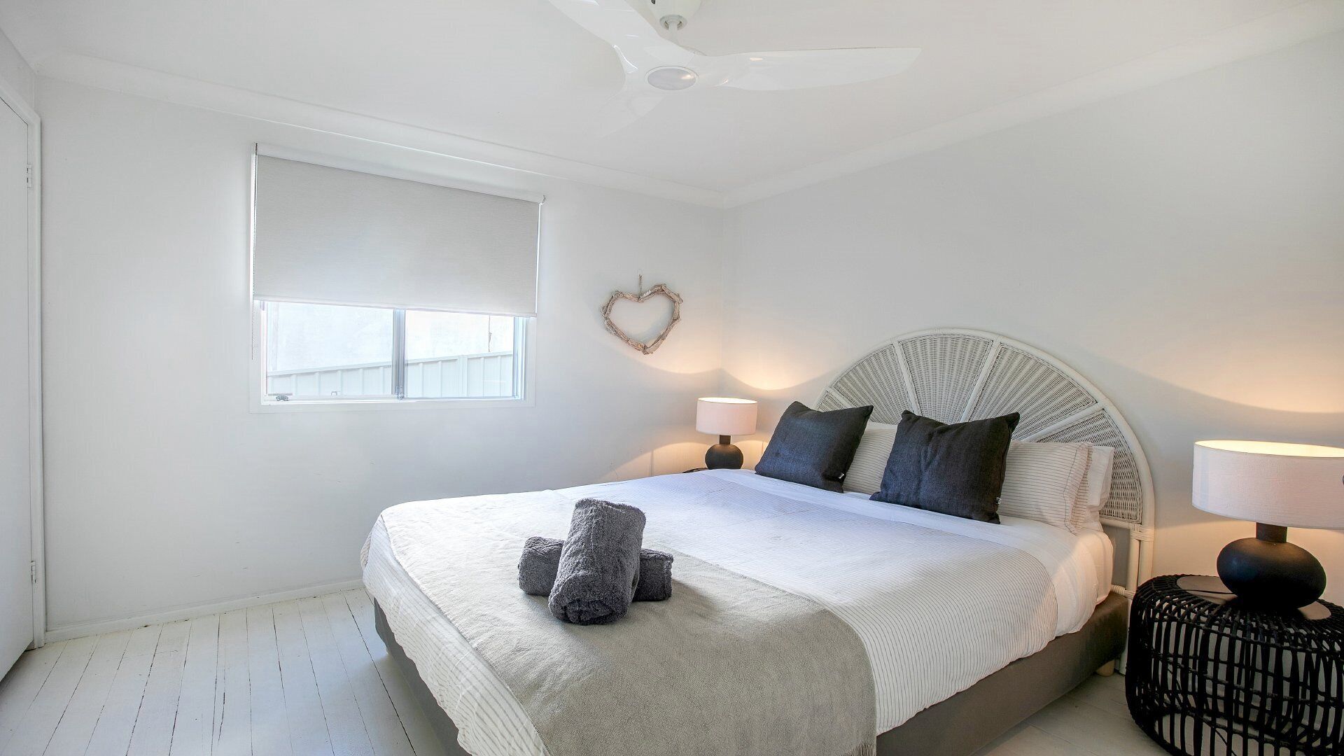 3 bedrooms, iron/ironing board, Internet, bed sheets