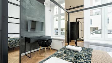 Apartment, 2 Bedrooms | Iron/ironing board, WiFi (free)