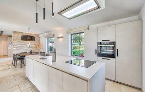 Unclassified image, 5 of 37, button - Stunning home in Prodol with sauna (Prodol)