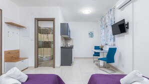 Room - Awesome apartment in Pula with WiFi (Pula)