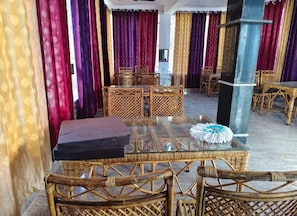 Dining - Shaaneshwar Mahadev Hotel & Restaurant (Jamu)