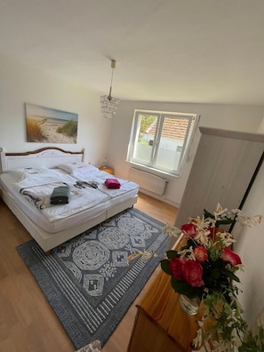 4 Schlafzimmer, WLAN, Bettwäsche