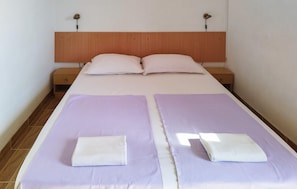 Free WiFi - Awesome apartment in Povljana with WiFi (Povljana)