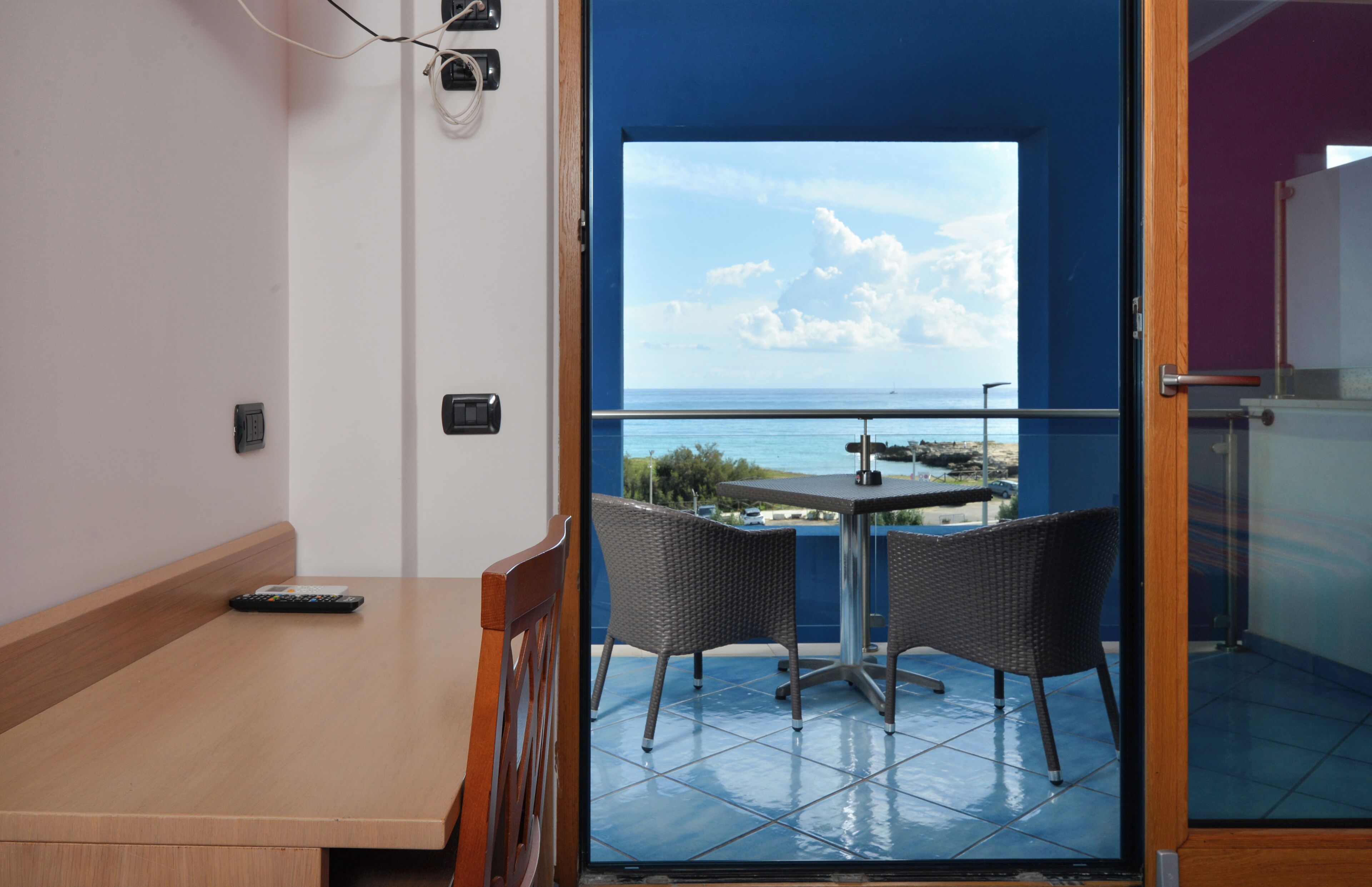 In-room safe, desk, travel cot, free WiFi