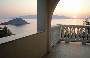 Property grounds - Lovely apartment in Sveti Juraj with WiFi (Sveti Juraj)