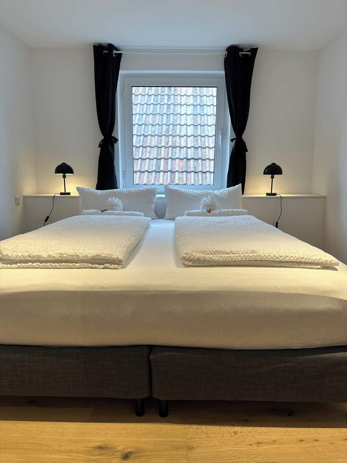 2 bedrooms, WiFi, bed sheets