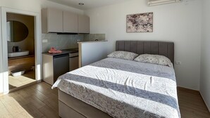 Unclassified image, 2 of 16, button - Stunning apartment in Tucepi with house sea view (Tucepi)