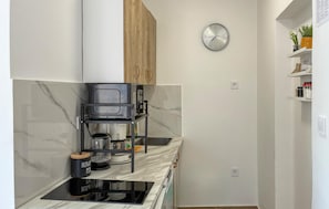 Kitchen - Amazing apartment in Tribunj with WiFi (Tribunj)