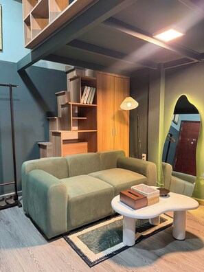 Studio Supérieur | Intérieur