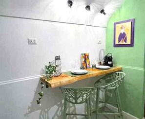 Interior - Vrbo Property (Napoli)
