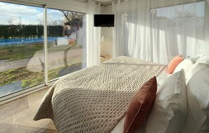 Room - Beautiful home in Fondettes with WiFi (Fondettes)