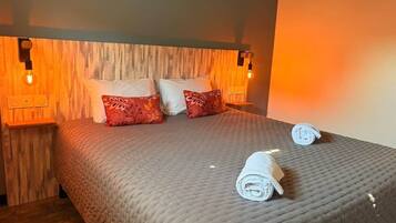 2 bedrooms, free WiFi, bed sheets