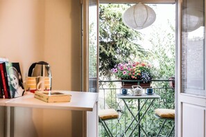 Condo, ban công, quang cảnh thành phố | Nội thất