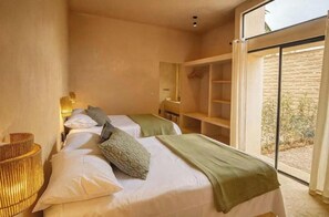 2 bedrooms, desk, travel crib, WiFi (free) - Casa Copal: Nature and Reconnection (Malinalco)
