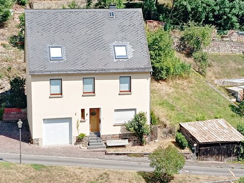 Holiday Home 'Hiwwelhaus' with Private Terrace, Private Garden and Wi-Fi
