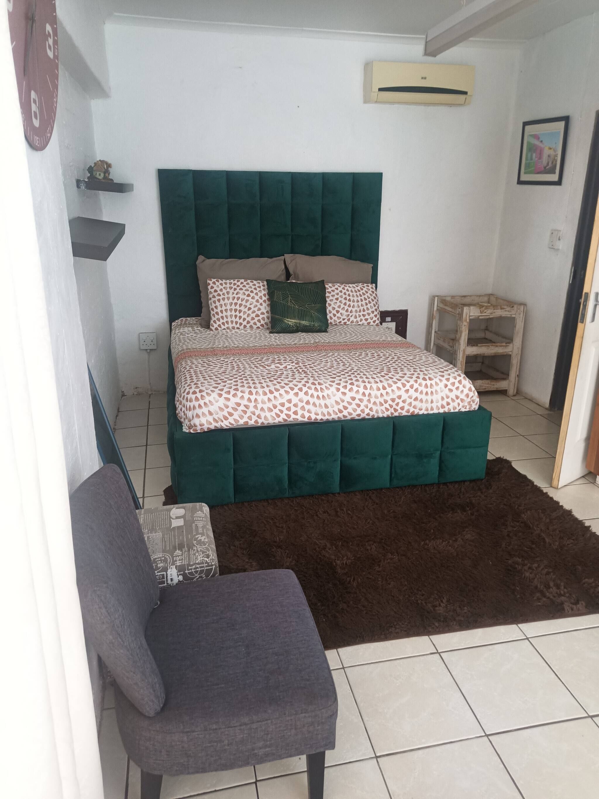 Room, 1 Bedroom, Accessible, Smoking | 1 bedroom