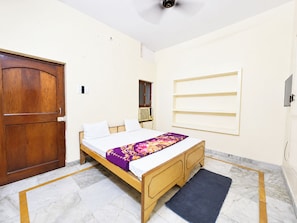 Deluxe Double Room, Multiple Beds, Air conditioning | Hypo-allergenic bedding available, soundproofing, WiFi (free) - Hotel PG on Ganges Near Assi Ghat (Varanasi)