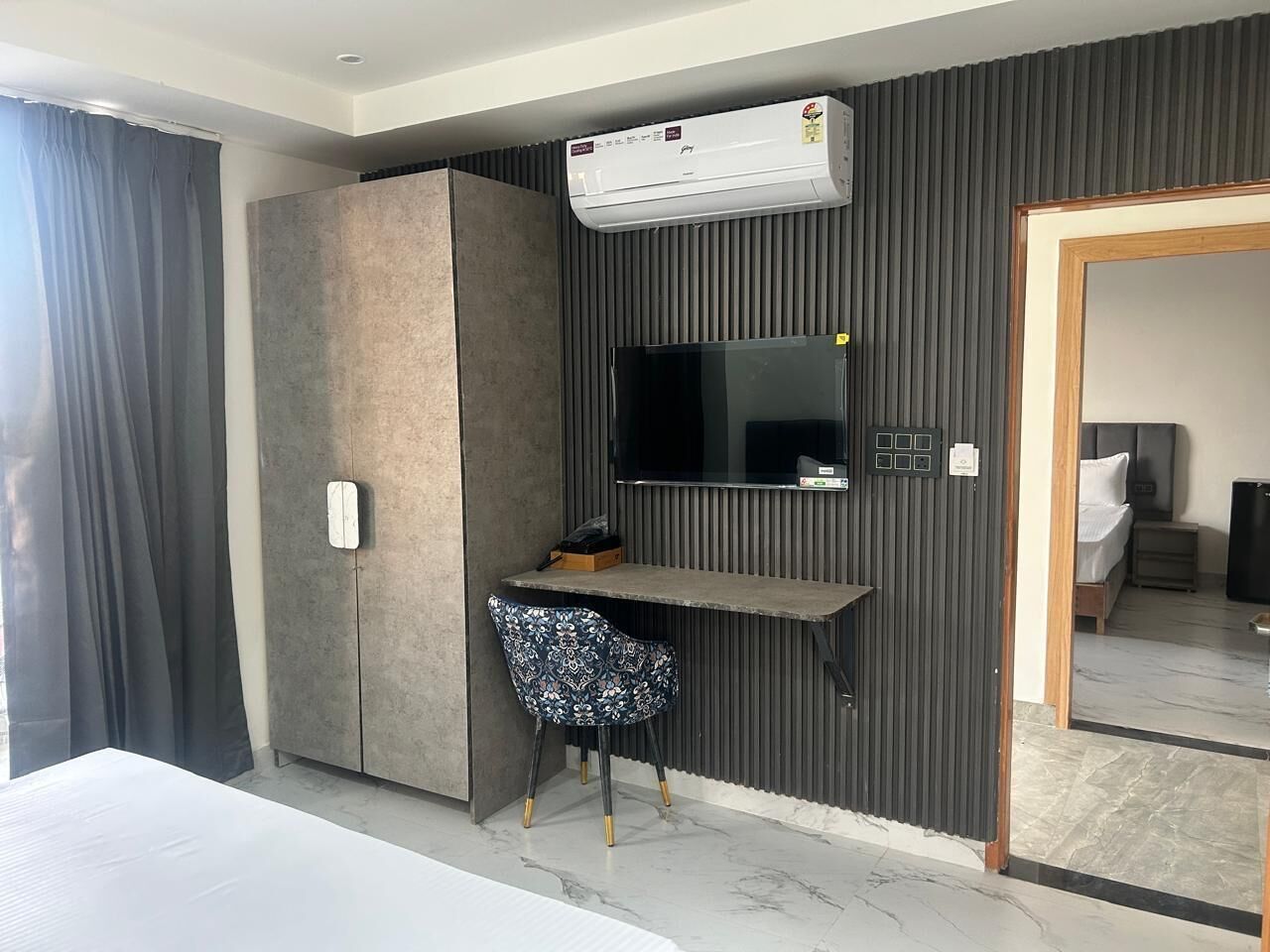 Luxury Room, City View