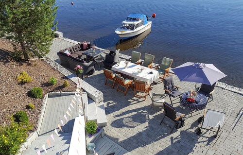 Lovely home in Eina with house sea view
