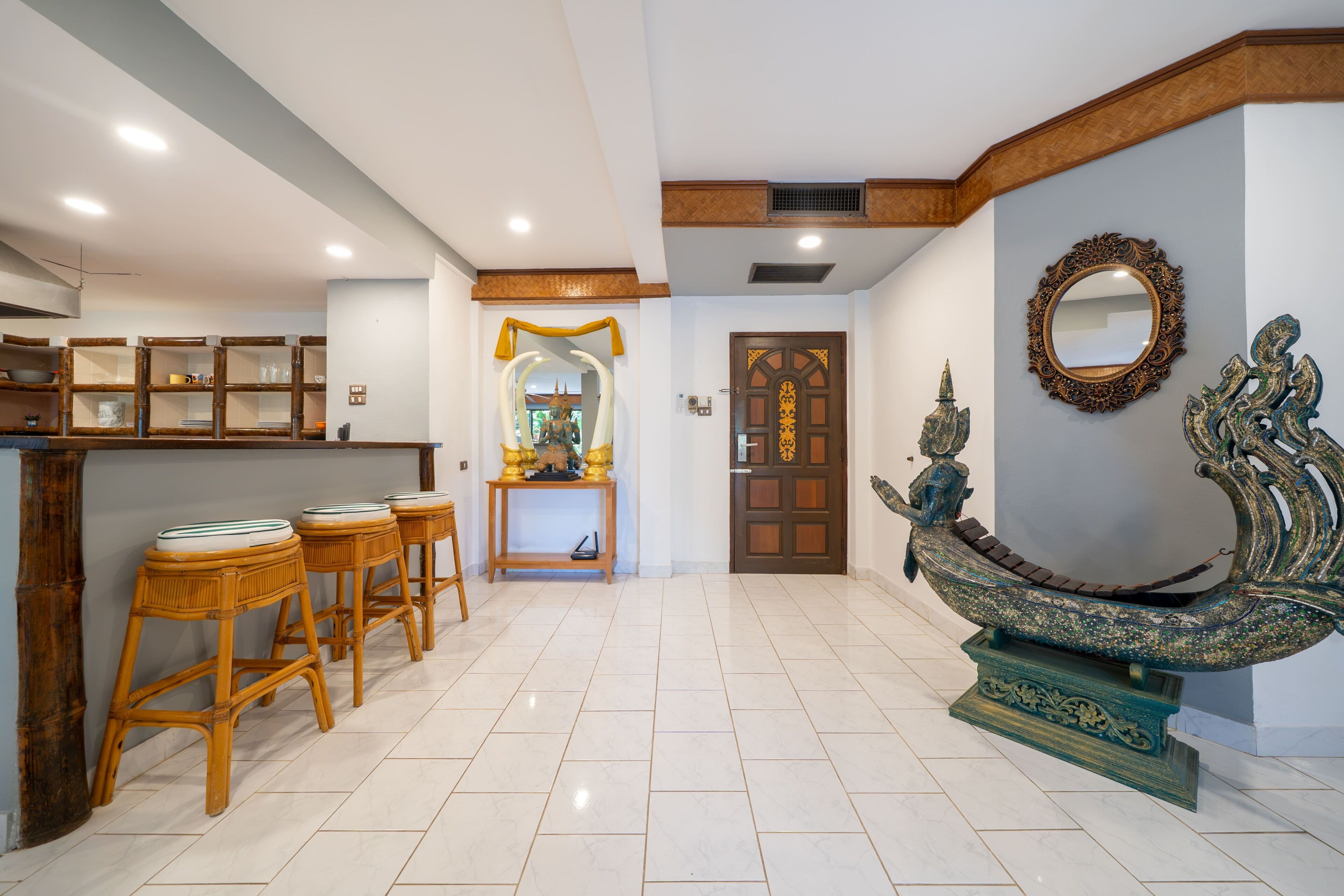 Penthouse Klasik, pemandangan kebun, tepi tebing | Interior