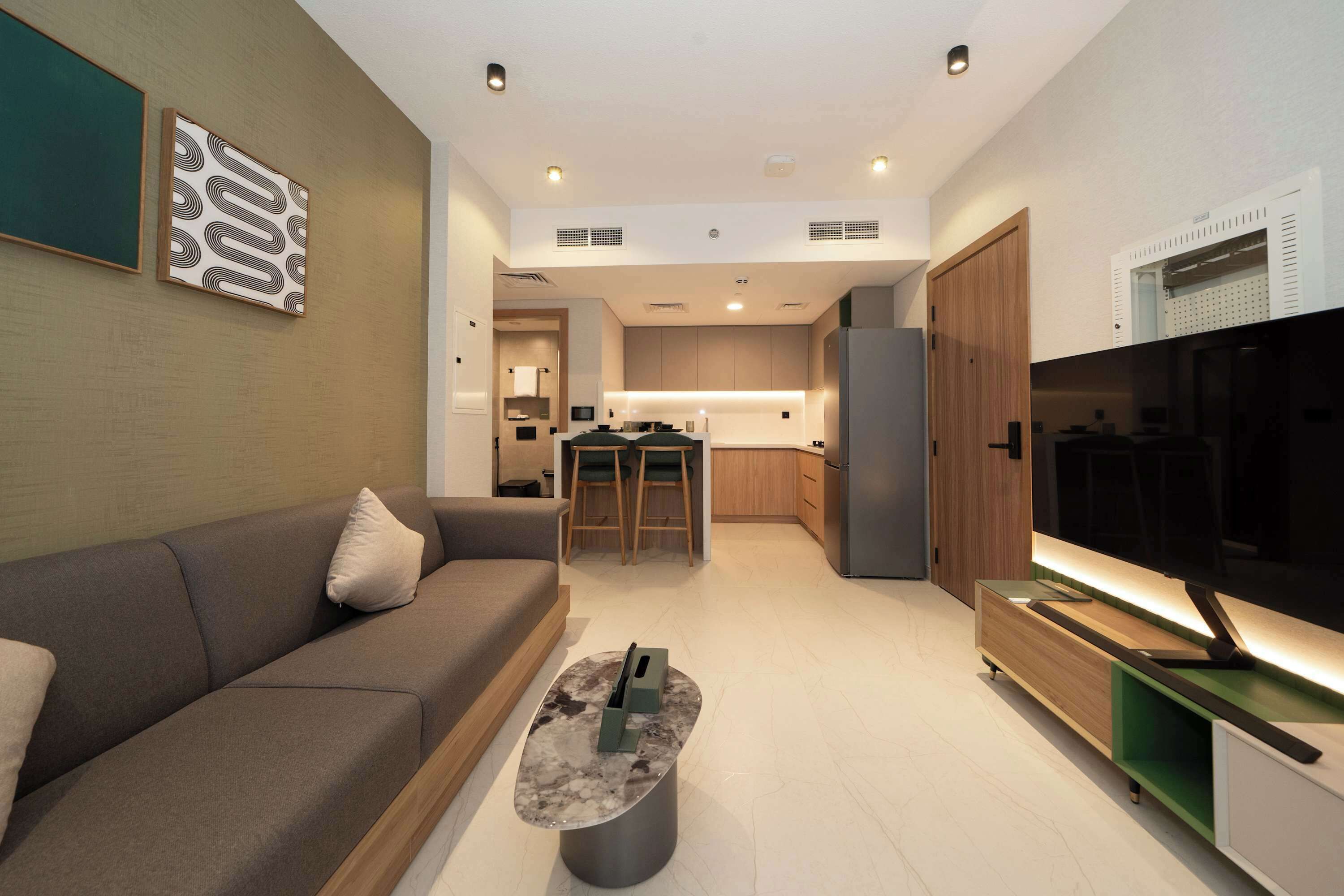 TV, stereo, offices