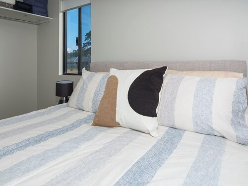 Douglas - Pet friendly and peaceful, close to the beaches, national parks.