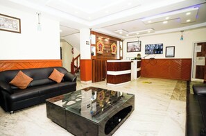 Lobby - The Golden Sunrise Hotel Pelling (Pelling City)