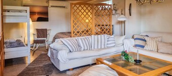 Nice apartment in Torslanda with WiFi