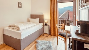Habitación individual básica, vistas a la montaña | Wifi gratis y ropa de cama