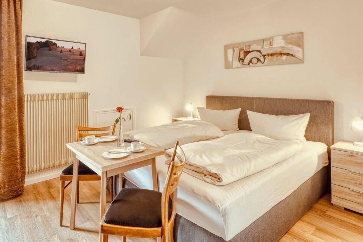 Comfort Double Room, Mountain View | WiFi (free)