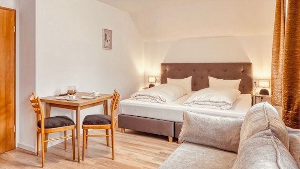 Habitación triple estándar | Wifi gratis y ropa de cama
