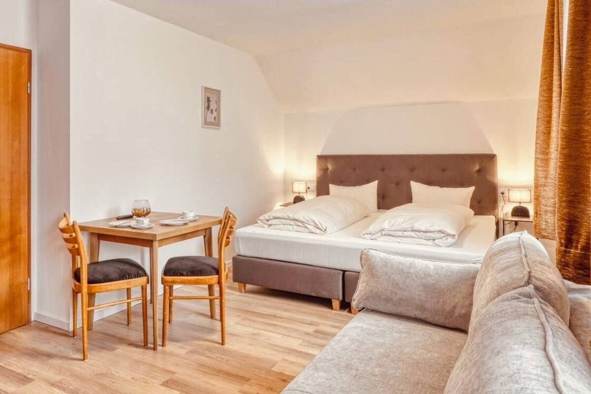 Standard Triple Room | WiFi (free)
