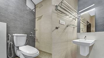 Classic Room | Bathroom