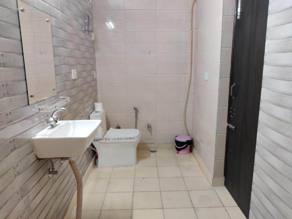 Deluxe Double Room | Bathroom