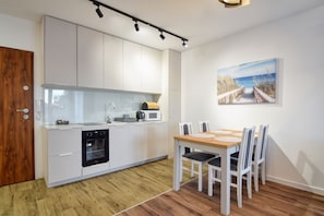 Apartament, balcó | Cuina bàsica privada