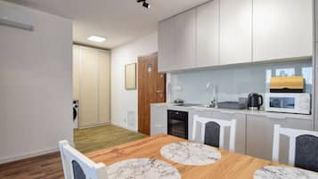 Apartment, Balkon | Eigene Kochnische