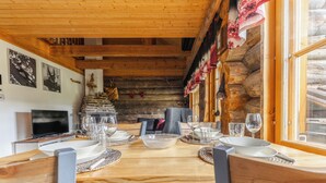 Cabin, 1 phòng ngủ, cạnh sườn núi | Bàn ủi/dụng cụ ủi quần áo, nôi/cũi di động 