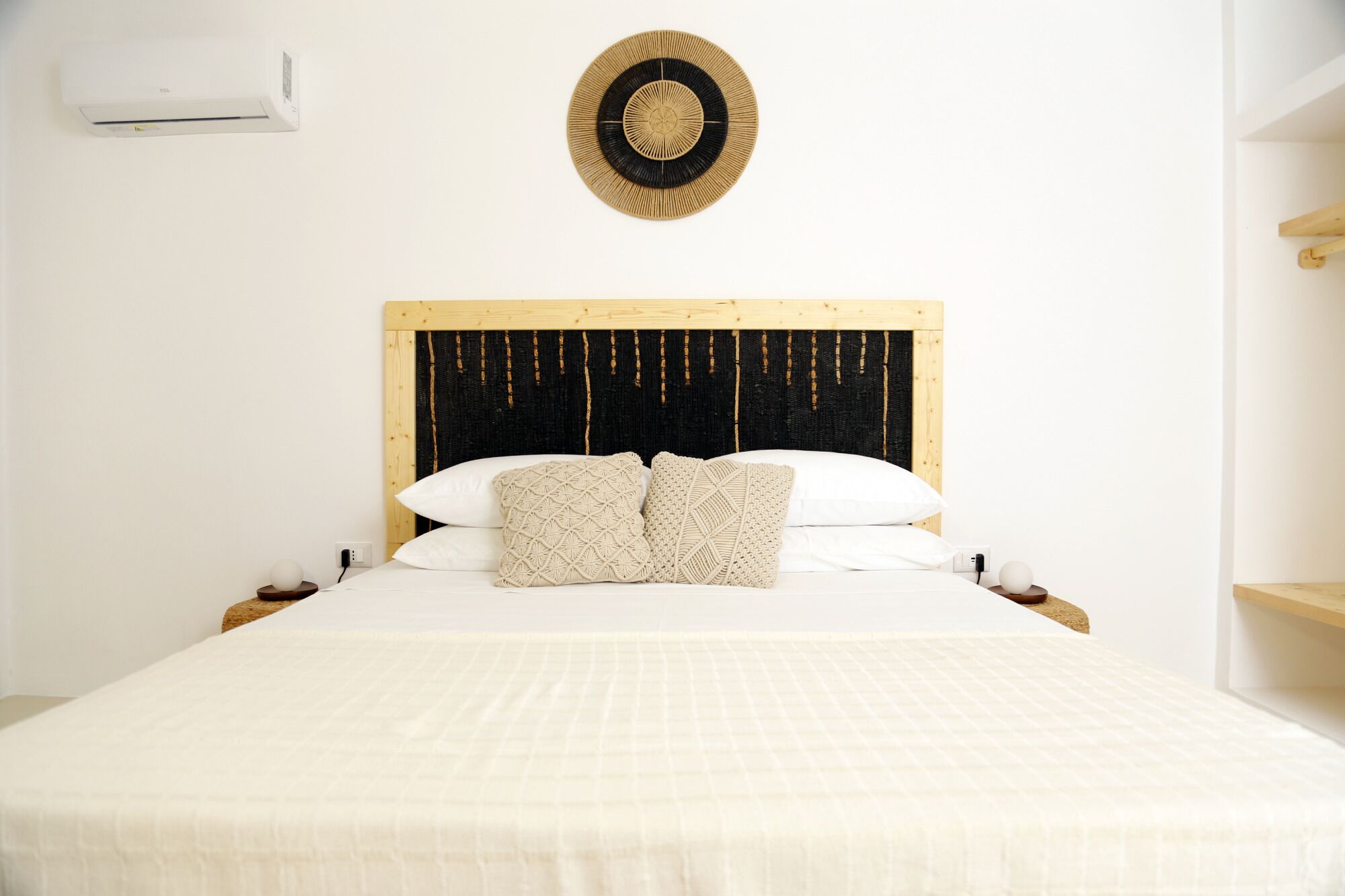 Suite Confort, 1 habitación, patio, vista a la alberca | Ropa de cama de alta calidad, edredón y camas con pillow-top 