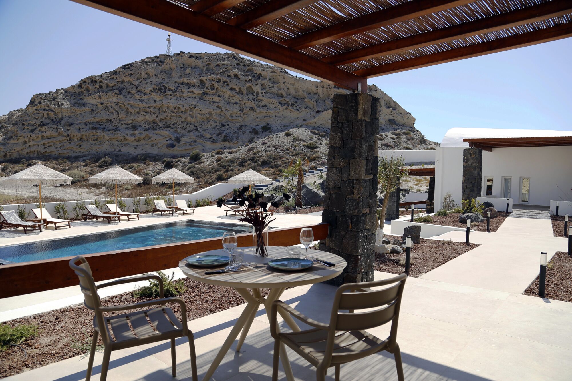 Suite Confort, 1 habitación, vista a la alberca | Terraza o patio