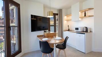 House | Dining