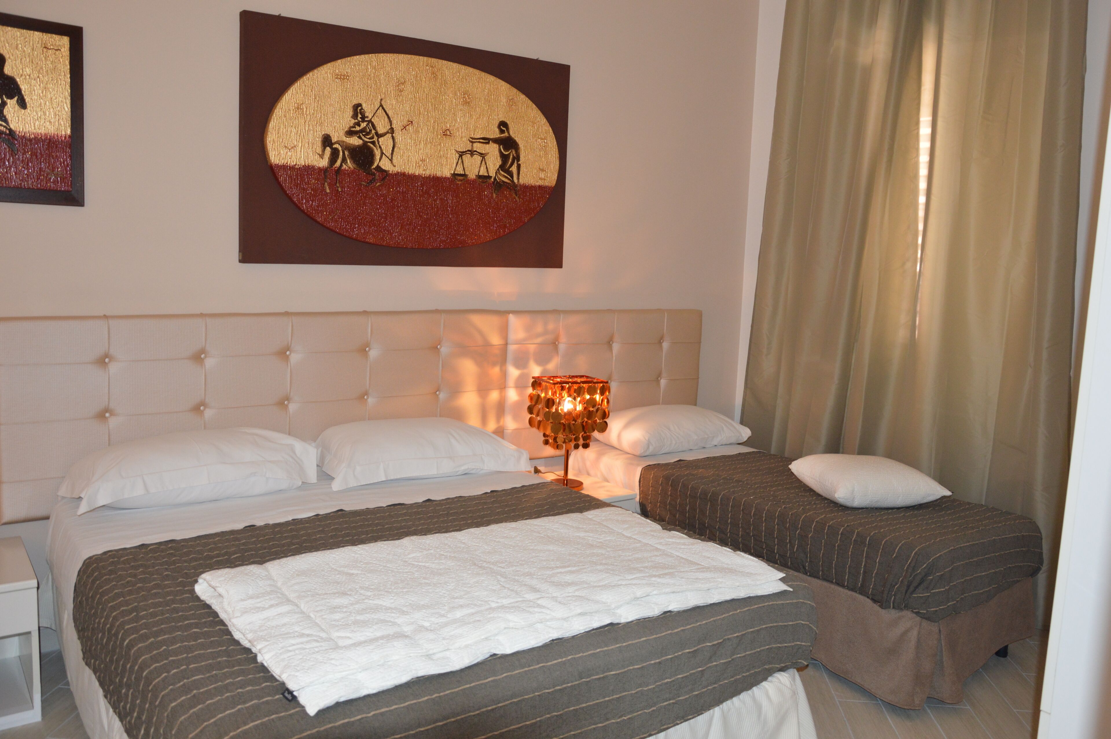 Iron/ironing board, internet, bed sheets