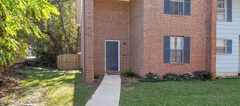 Amazing 4-bedroom townhome