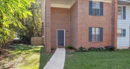 Amazing 4-bedroom townhome