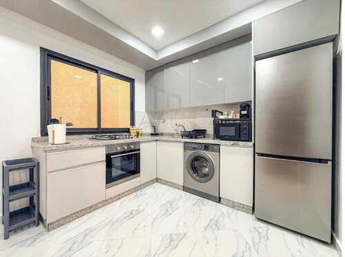 Luxury apartment with panoramic balcony