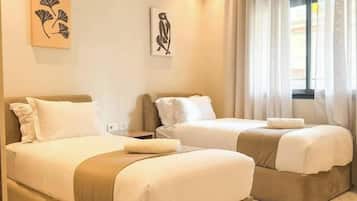 2 bedrooms, iron/ironing board, WiFi, bed sheets